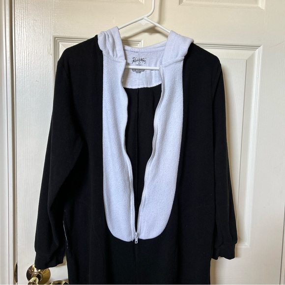 Nick & Nora Puppy Dog Onesie Pajamas size M - Picture 5 of 6